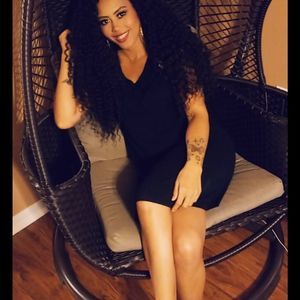 Meet your Posher, Naima